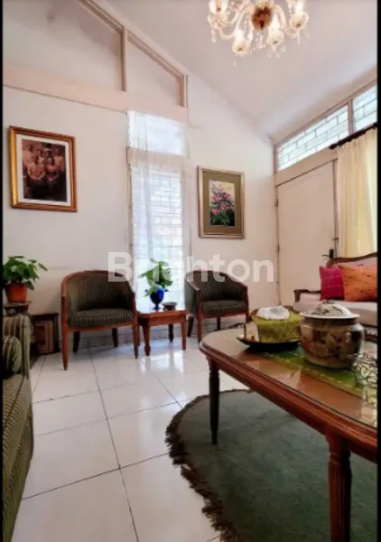 image RUMAH MEWAH MEGAH AREA PREMIUM CEMPAKA PUTIH STRATEGIS EKONOMIS (2)