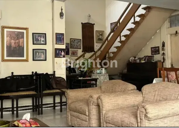 image RUMAH MEWAH MEGAH AREA PREMIUM CEMPAKA PUTIH STRATEGIS EKONOMIS (6)