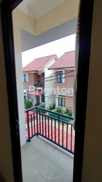 image RUMAH CLUSTER NYAMAN DI LOKASI STRATEGIS – CIRENDEU, TANGSEL (8)