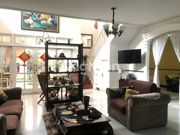 image RUMAH ISTIMEWA CLUSTER MODERNLAND  (2)