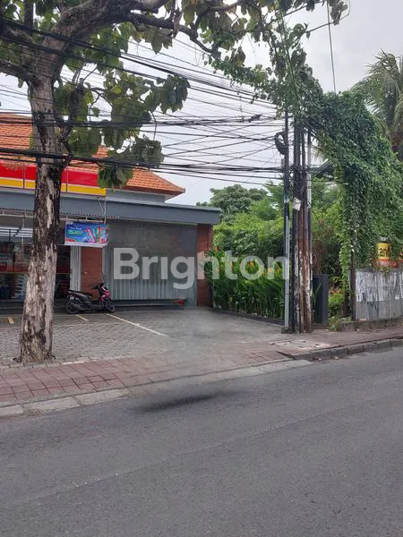 TOKO STRATEGIS DI JL. BATU BELIG – LOKASI PREMIUM DEKAT PANTAI & PUSAT WISATA