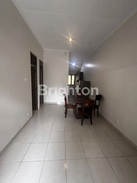 image RUMAH HUNIAN DI KENCANA LOKA BSD (2)