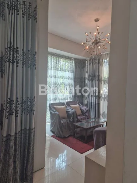 image RUMAH MEWAH 2 LANTAI NORTH EMERALD MANSION - HOOK SIAP HUNI (2)
