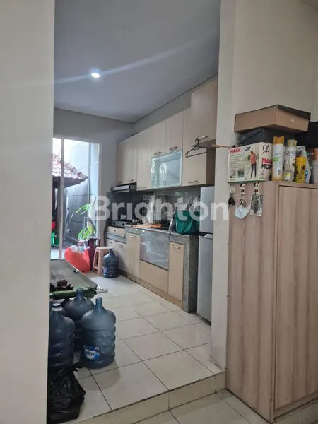 image RUMAH MEWAH 2 LANTAI NORTH EMERALD MANSION - HOOK SIAP HUNI (3)