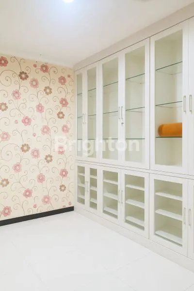 image RUMAH DI JUAL LIPPO KARAWACI UTARA (3)