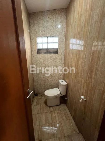 image RUMAH LUAS 8 KAMAR DI PONDOK LABU – STRATEGIS DEKAT RS, MALL & MRT (6)