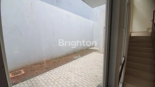 image DIJUAL CEPAT RUMAH BARU MEWAH RAPI SIAP HUNI DI CITRA GRAN CBD CIBUBUR (2)