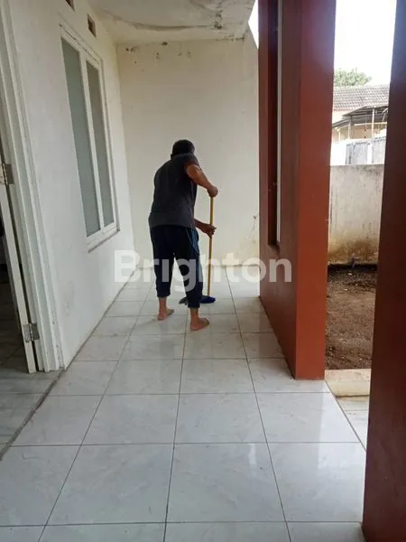 image RUMAH STRATEGIS DI JOYO AGUNG RESIDENCE, LT 153M², 3 KT (4)