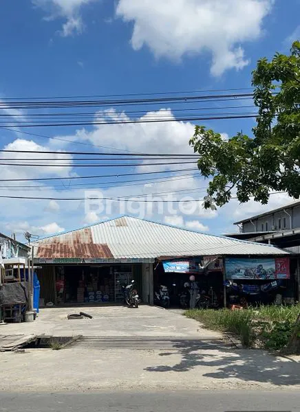 image TANAH DAN BANGUNAN DI JL ADAM MALIK DEKAT SLAMET RIYADI COCOK UNTUK GUDANG/ WORKSHOP (7)