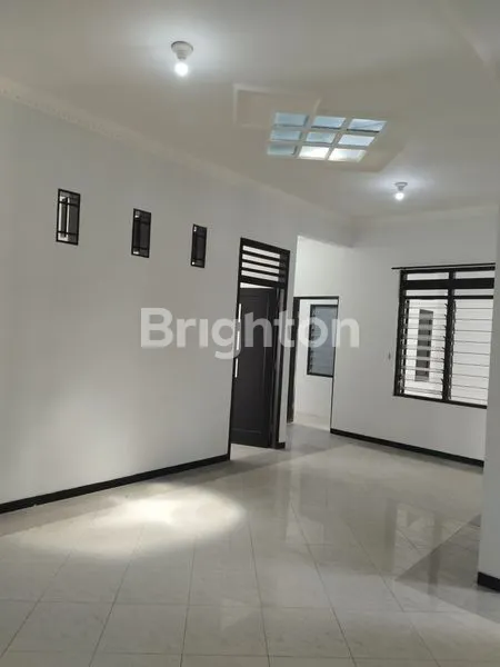image RUMAH DIJUAL MURAH TENGAH KOTA KEDIRI (4)