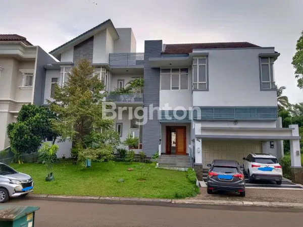 image RUMAH SULTAN, NYAMAN TELAGA GOLF, BSD CITY. INVESTASI YANG MENJANJIKAN!! (1)