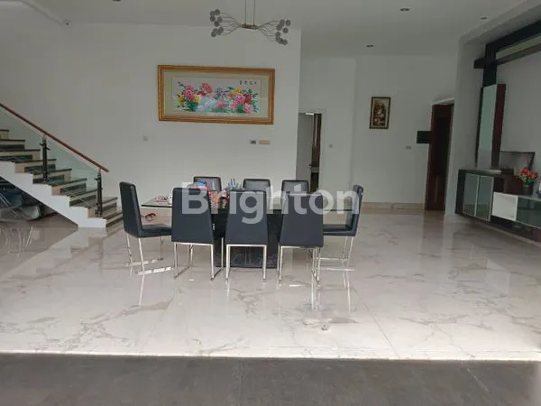 image RUMAH SULTAN, NYAMAN TELAGA GOLF, BSD CITY. INVESTASI YANG MENJANJIKAN!! (2)