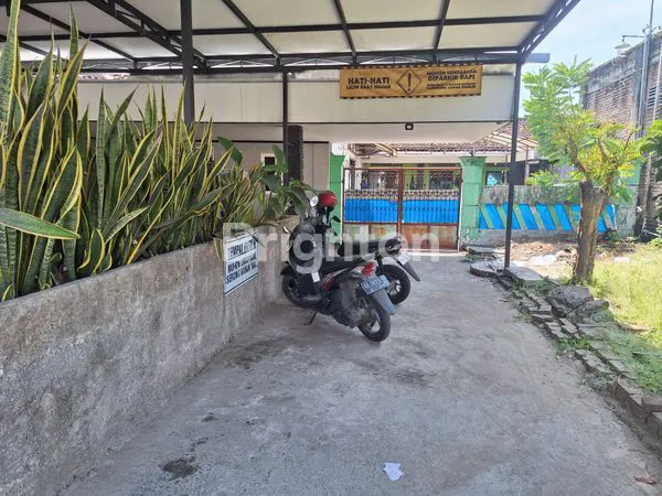 image RUMAH DAN TEMPAT USAHA MADIUN (5)