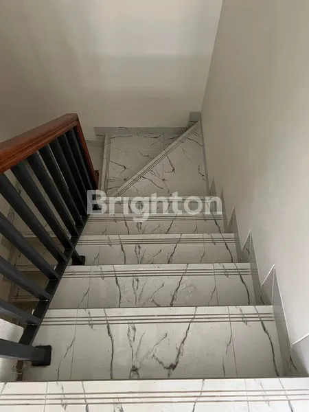 image NEGO SAMPAI DEAL! RUMAH SIAP HUNI LAVON 2 – HARGA TURUN (2)