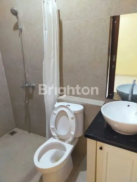 image RUMAH DI JUAL KEMANGGISAN (8)