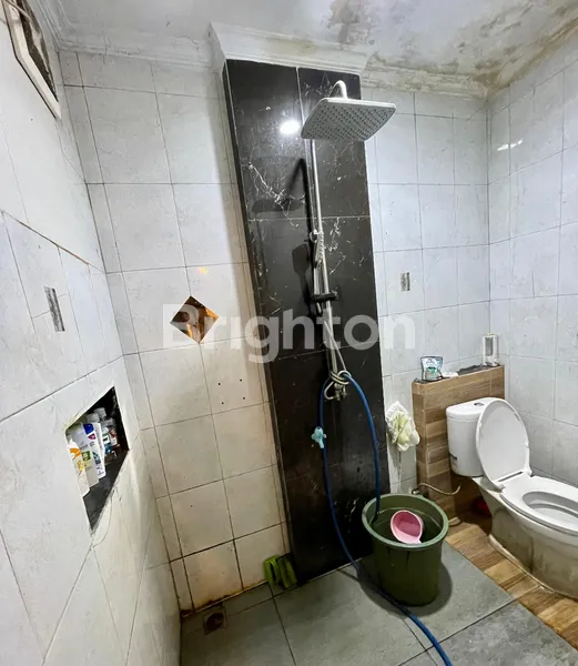 image RUMAH 2 LANTAI KELAPA DUA KEBON JERUK JAKARTA BARAT (4)