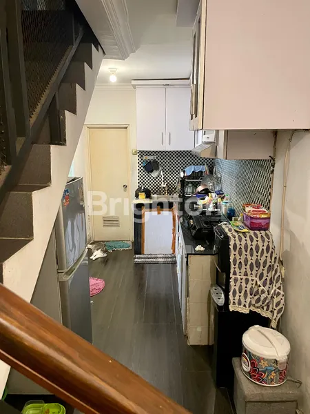 image RUMAH 2 LANTAI KELAPA DUA KEBON JERUK JAKARTA BARAT (6)