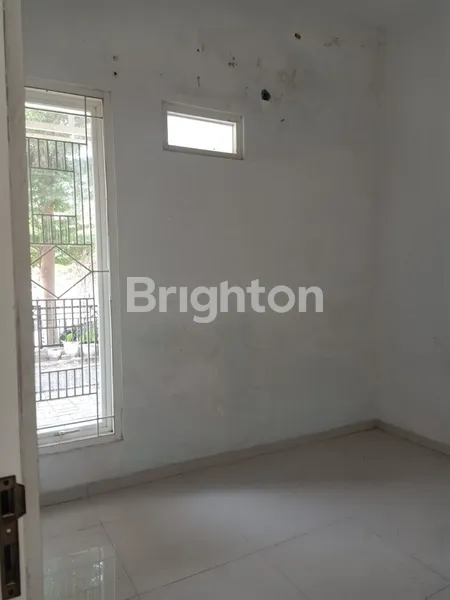 image RUMAH DI PERUMAHAN WISATA SEMANGGI WONOREJO RUNGKUT DEKAT MERR, TOL WARU JUANDA, PONDOK TJANDRA (4)