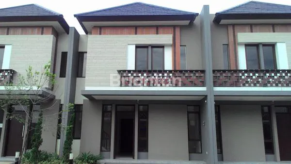 image RUMAH 2 LANTAI SIAP HUNI REGENT TOWN BSD (1)