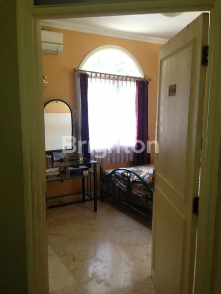 image DIJUAL RUMAH MEWAH DI CLUSTER GIRILOKA BSD – TANAH SUPER LUAS (8)