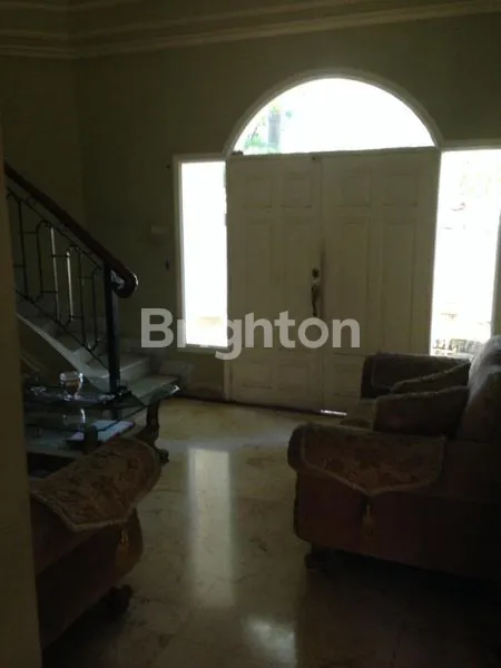 image DIJUAL RUMAH MEWAH DI CLUSTER GIRILOKA BSD – TANAH SUPER LUAS (3)