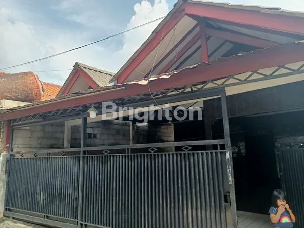 image RUMAH KLASIK 2 LANTAI DEKAT TOL CIJAGO & STASIUN UI CIMANGGIS (1)