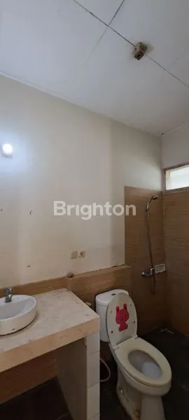 image RUMAH 2 LANTAI CLUSTER FLUORITE GADING SERPONG TANGERANG (7)