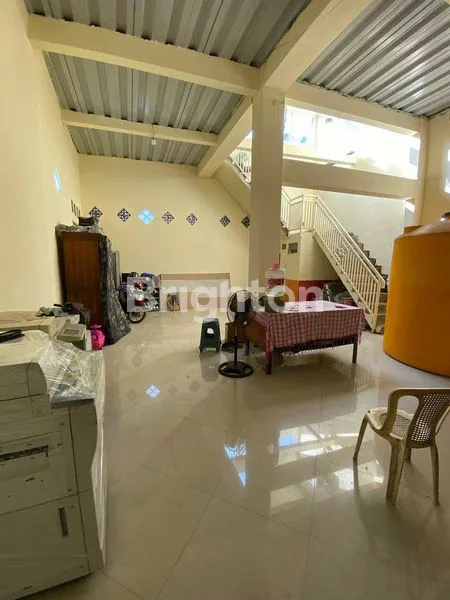 image RUMAH USAHA STRATEGIS 2 LANTAI RAYA ASEMROWO (4)