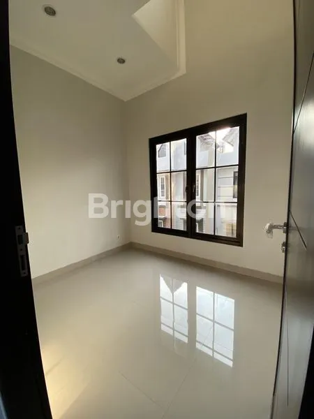 image RUMAH BARU YANG BISA DIJADIKAN UNTUK RUMAH KOS ATAU RUMAH PRIBADI (8)