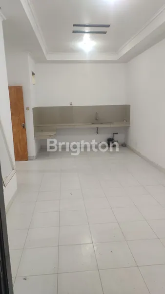 image SEWA RUMAH HOOK DI KENARI RESIDENCE DEKAT PONDOK CANDRA HARGA MURAH  (8)