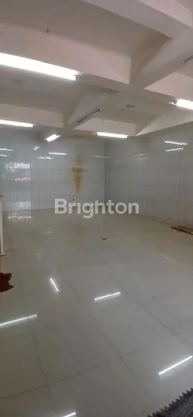 image SEWA RUKO 2 LANTAI LOKASI BISNIS PRIMA DI JANTUNG MAKASSAR (6)