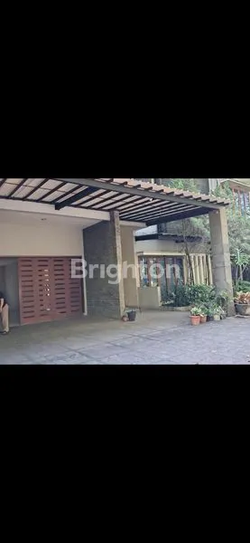 image MANSION PREMIUM 1000M² DENGAN VIEW KOTA BANDUNG DI CIUMBULEUIT (2)