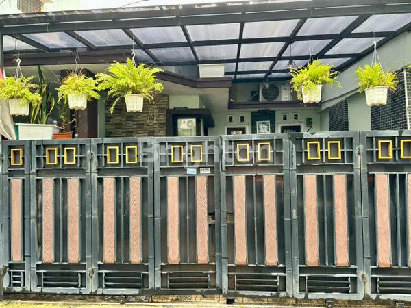 image RUMAH MERUYA SELATAN KEMBANGAN  (1)