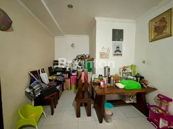 image RUMAH MERUYA SELATAN KEMBANGAN  (7)