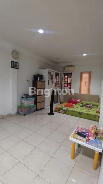 image RUMAH TANJUNG DUREN  2 LANTAI TERAWAT RAPI  DAN STRATEGIS  (6)