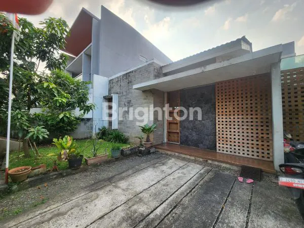 image RUMAH SIAP HUNI DI GRIYA LOKA BSD 3+1 KT (6)