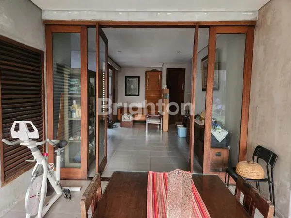 image RUMAH SIAP HUNI DI GRIYA LOKA BSD 3+1 KT (7)