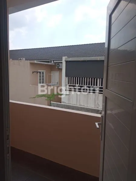 image PERUMAHAN KONSEP GAYA UNIK PERUMAHAAN GAYA BELANDA (5)