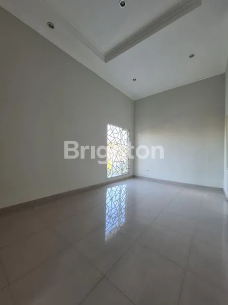 image BARU GRESS RUMAH 2 LANTAI HOOK MODERN MINIMALIS DEKAT RAYA MULYOSARI ITS RS UNAIR PAKUWON CITY KENJERAN (5)