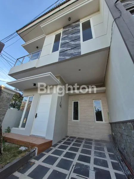 image BARU GRESS RUMAH 2 LANTAI HOOK MODERN MINIMALIS DEKAT RAYA MULYOSARI ITS RS UNAIR PAKUWON CITY KENJERAN (1)