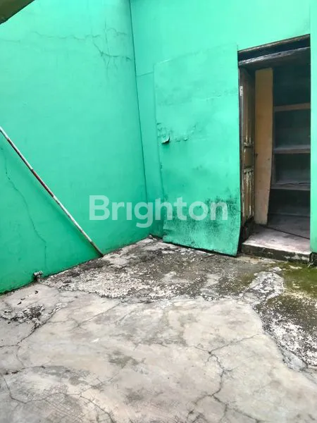 image RUMAH LAMA DAN LUAS SERTA COCOK BUAT KANTOR DAN RUMAH TANGGA (4)