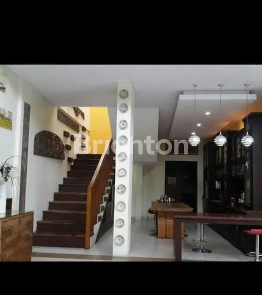 image VILLA MEWAH LUAS 5 KAMAR TIDUR DI GUNUNG LUMUT DENPASAR – DEKAT SEMINYAK (6)
