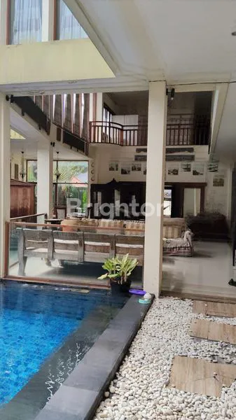 image VILLA MEWAH LUAS 5 KAMAR TIDUR DI GUNUNG LUMUT DENPASAR – DEKAT SEMINYAK (3)