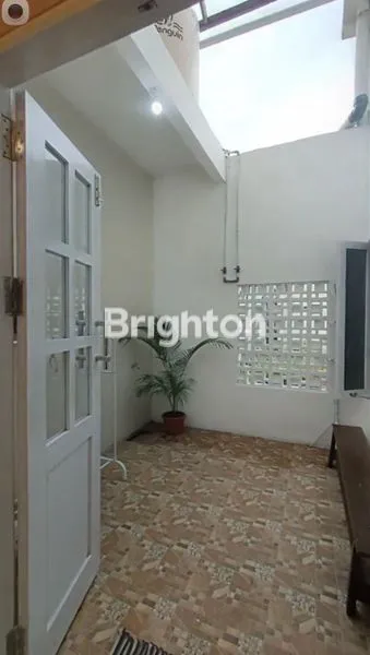 image RUMAH DIJUAL, KONDISI SANGAT BAGUS, LUAS DAN RAPI (7)