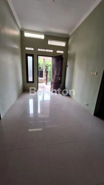 image RUMAH KAHURIPAN NIRWANA GARDIN SIDOARJO (2)