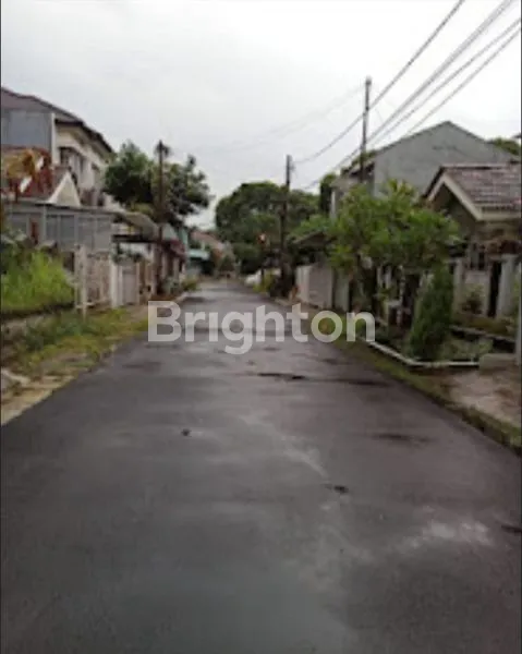 image RUMAH 2 LANTAI GRIYALOKA BSD - 300M DARI EXIT TOL, SHM (4)