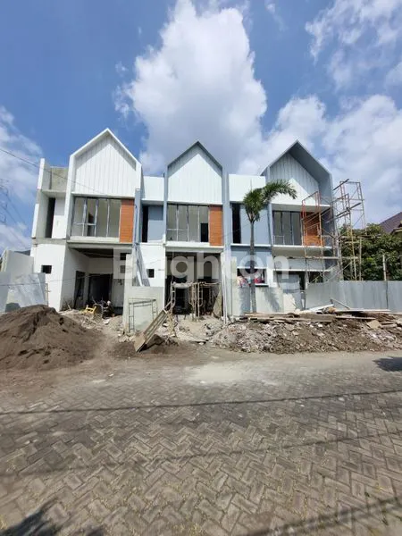 image RUMAH BARU DI PRAPEN INDAH MINIMALIS SURABAYA SELATAN (5)