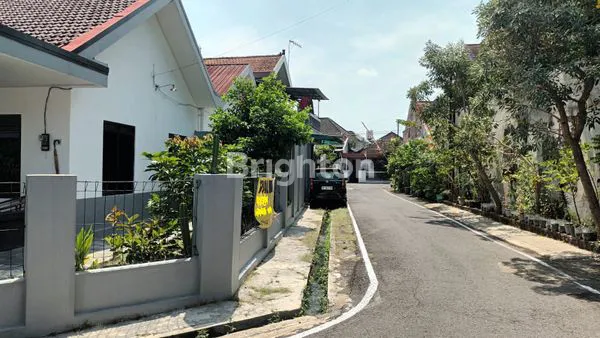 image RUMAH DI JL SRIGUNTING SOLO (8)