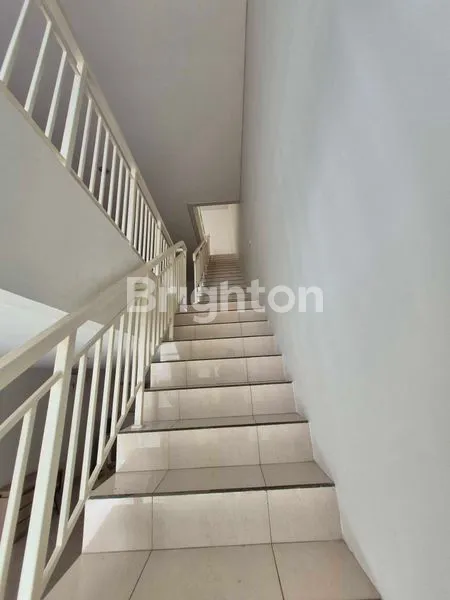 image RUKO STRATEGIS DI PIAZZA MOZIA BSD, LT 60M² (5)