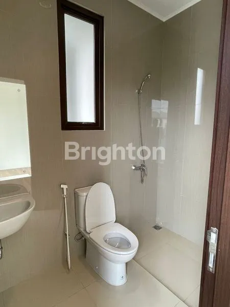 image RUMAH MEWAH 2 LANTAI HOOK DI MOZIA BSD - 5KT, SEMI FURNISHED (3)